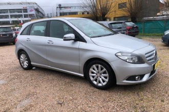 MERCEDES-BENZ B 180