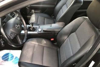 MERCEDES-BENZ C 220 CDI