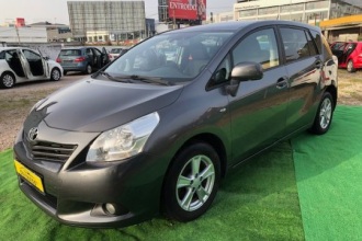 TOYOTA VERSO 2.0 D-4D Active