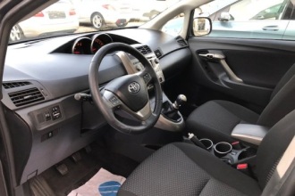 TOYOTA VERSO 2.0 D-4D Active
