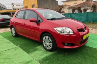 TOYOTA AURIS 2.0 D-4D SOL