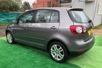 VOLKSWAGEN GOLF 1.6 TOUR