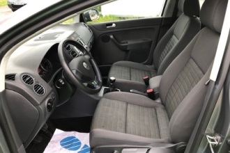 VOLKSWAGEN GOLF 1.6 TOUR