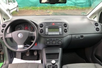 VOLKSWAGEN GOLF 1.6 TOUR