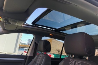 VOLKSWAGEN TOURAN 2.0 TDI - 7 PLAZAS