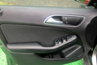 MERCEDES-BENZ B 180 CDI