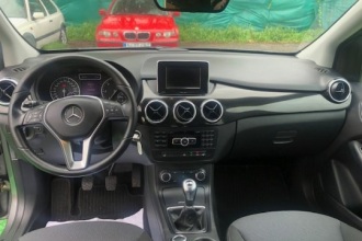 MERCEDES-BENZ B 180 CDI
