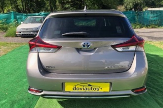 TOYOTA AURIS 1.8 Hybrid Design Edition