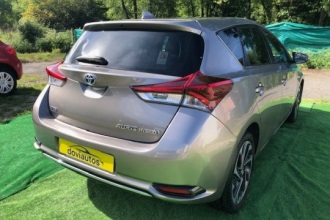 TOYOTA AURIS 1.8 Hybrid Design Edition
