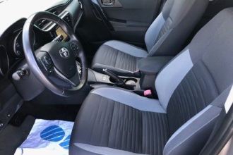 TOYOTA AURIS 1.8 Hybrid Design Edition