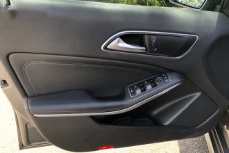 MERCEDES-BENZ A 180 CDI