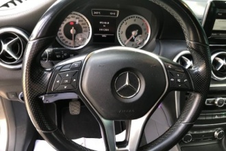 MERCEDES-BENZ A 180 CDI