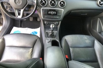 MERCEDES-BENZ A 180 CDI