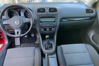 VOLKSWAGEN GOLF 2.0 TDI ADVANCE