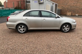 TOYOTA AVENSIS 2.0 D-4D ACTIVE