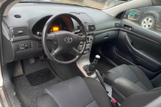 TOYOTA AVENSIS 2.0 D-4D ACTIVE