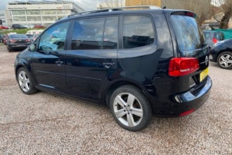 VOLKSWAGEN TOURAN 2.0 TDI LIFE