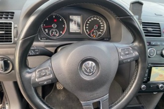 VOLKSWAGEN TOURAN 2.0 TDI LIFE