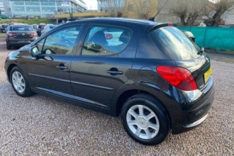 PEUGEOT 207 1.6 HDI