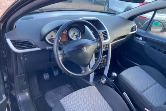 PEUGEOT 207 1.6 HDI