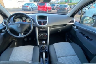 PEUGEOT 207 1.6 HDI