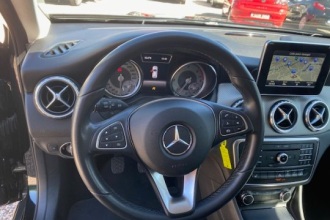 MERCEDES-BENZ GLA 200 d Style