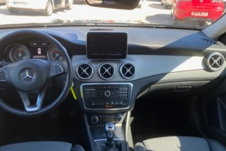 MERCEDES-BENZ GLA 200 d Style