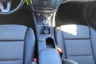 MERCEDES-BENZ GLA 200 d Style