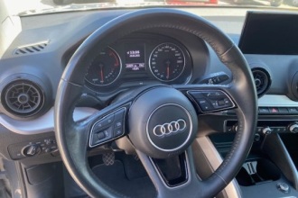 AUDI Q2 1.6 TDI Sport edition