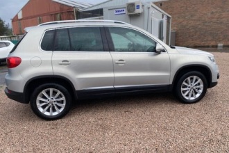 VOLKSWAGEN TIGUAN 2.0 TDI Karat 4Motion DSG
