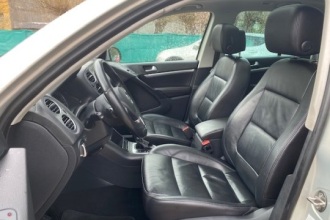 VOLKSWAGEN TIGUAN 2.0 TDI Karat 4Motion DSG