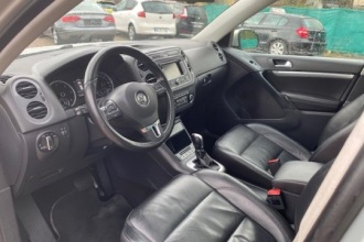 VOLKSWAGEN TIGUAN 2.0 TDI Karat 4Motion DSG