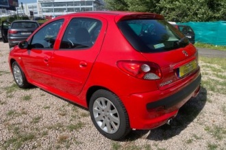 PEUGEOT 206 1.4 HDI PLUS