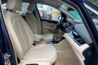 BMW SERIE 2 216d Active Tourer Lounge