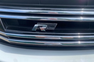 VOLKSWAGEN TIGUAN 2.0 TDI R-LINE