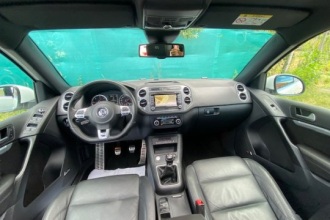 VOLKSWAGEN TIGUAN 2.0 TDI R-LINE
