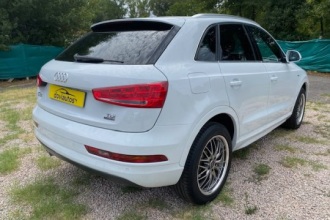AUDI Q3 2.0 TDI S LINE QUATTRO