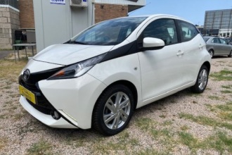 TOYOTA AYGO 1.0 X-Play Touch