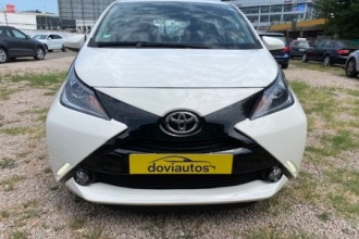 TOYOTA AYGO 1.0 X-Play Touch