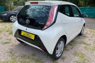 TOYOTA AYGO 1.0 X-Play Touch