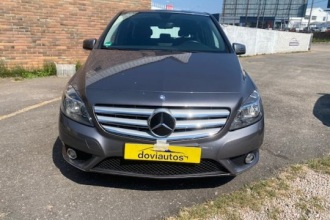 MERCEDES-BENZ B 180