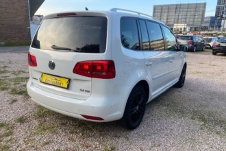 VOLKSWAGEN TOURAN 2.0 TDI CUP