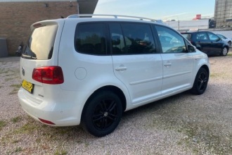 VOLKSWAGEN TOURAN 2.0 TDI CUP