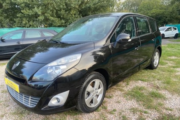 RENAULT GRAND SCENIC 1.5 DCI DYNAMIQUE 7 PLAZAS