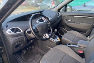RENAULT GRAND SCENIC 1.5 DCI DYNAMIQUE 7 PLAZAS