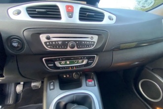 RENAULT GRAND SCENIC 1.5 DCI DYNAMIQUE 7 PLAZAS