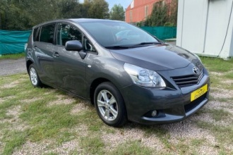 TOYOTA VERSO 2.0 D-4D Active