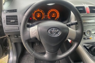 TOYOTA AURIS 1.4 TURBODIESEL