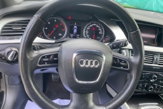 AUDI A4 AVANT  2.0 TDI AMBITION