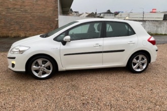 TOYOTA AURIS 1.8 HIBRIDO EXECUTIVE